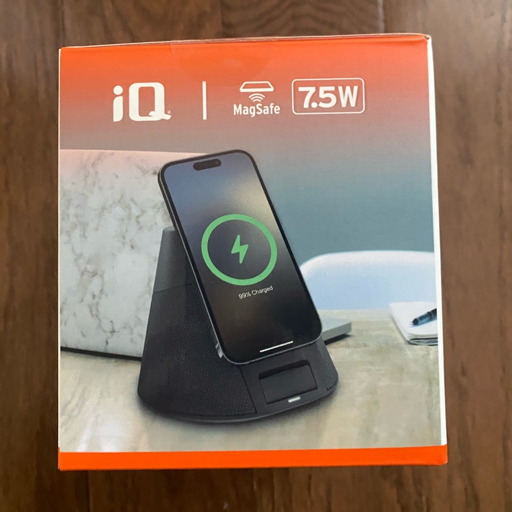 Wave Home Speaker and Wireless Charger MagSafe